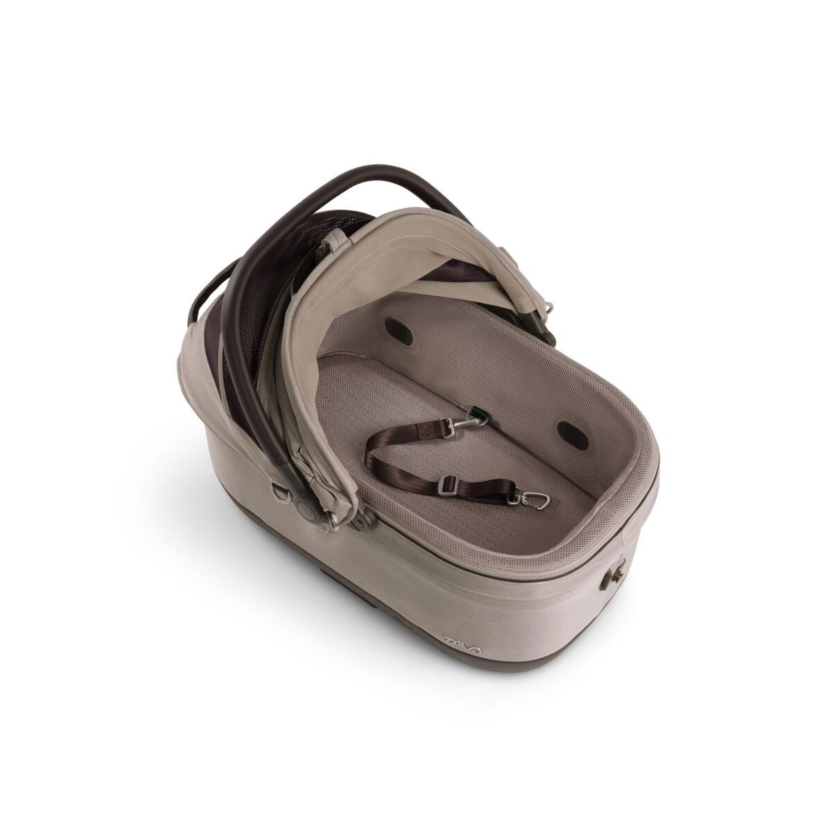 Tavo Maeve ISO6X Wind crash tested pet car seat with integrated ventilation system